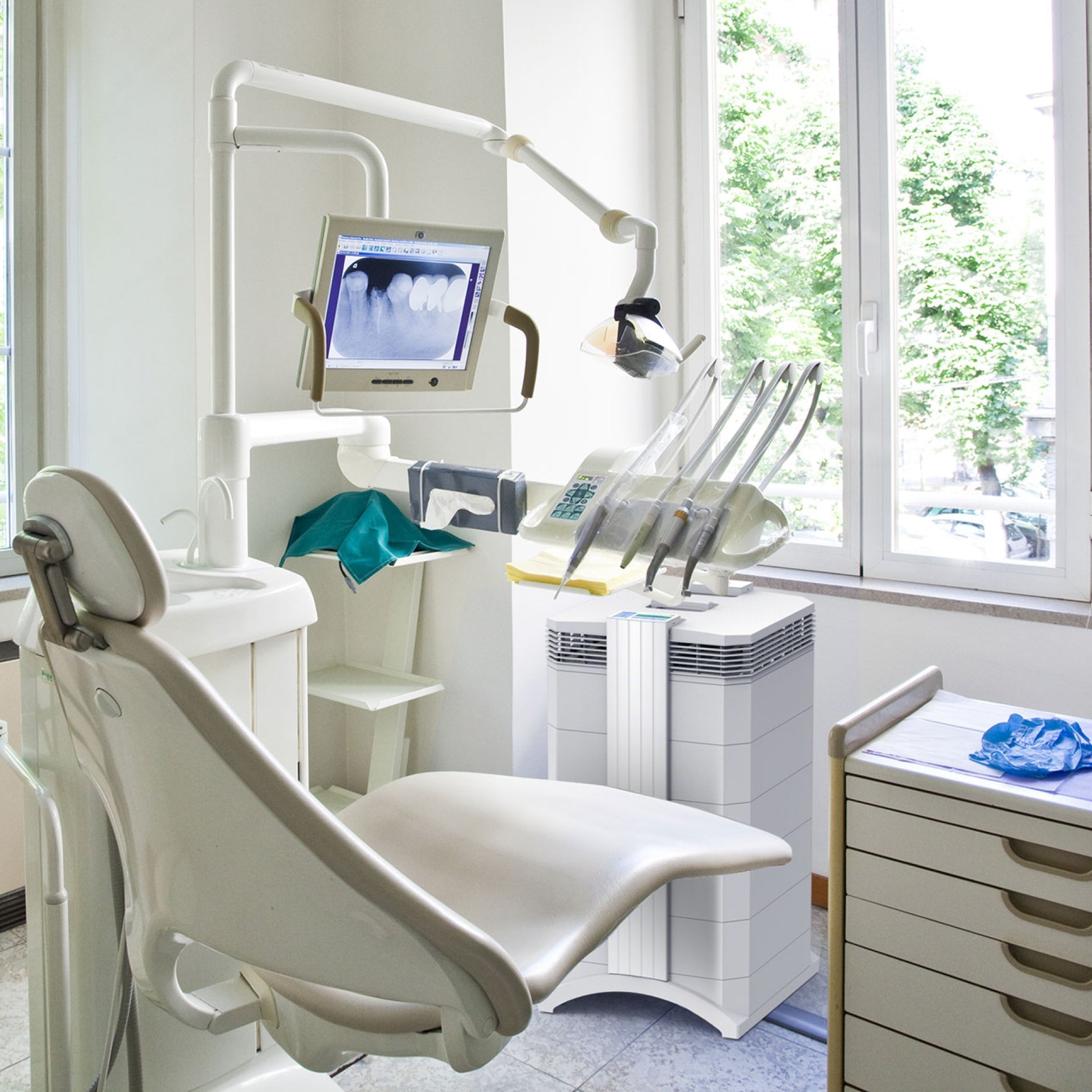 Dental office chair